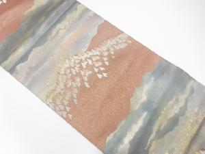 服部織物製　こはく錦　遠山に樹木模様織り出し　袋帯